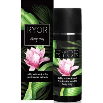 Захисний легкий крем з рослинними екстрактами Ryor Every Day Light Protective Cream with Plant Extracts 50ml